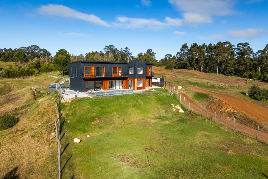 6 Bedroom Property for Sale in Harkerville A H Western Cape